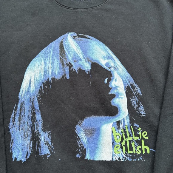 Billie Eilish Sweatshirt Mens Medium Black Crewneck Portrait Graphic Pullover - Picture 2 of 7
